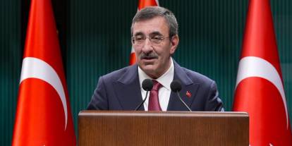 Cevdet Yılmaz: Toplumun her alanda donanımlı insana ihtiyacı var