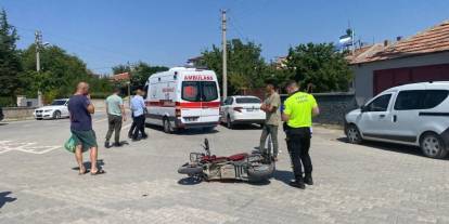 Konya'da elektrikli bisiklet otomobile çarptı: 1 yaralı