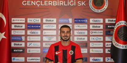 Konyaspor'da Oğulcan takımdan ayrıldı! Duygusal veda