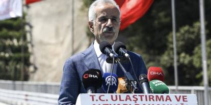 Bakan Uraloğlu: Bursa'da Doğancı Tüneli ile 15 dakikalık yol 3 dakikaya indi