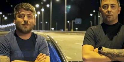 Motosiklet ağaca çarptı: İki kardeş hayatını kaybetti
