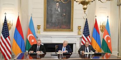 Azerbaycan ve Ermenistan barış anlaşmasını parafladı