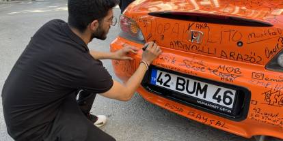 Konya’nın İmza Arabası! Gören Kalemini Kaptığı Gibi Koşuyor!