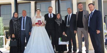 İmamoğlu ve Efendioğlu Ailelerinin Mutlu Günü