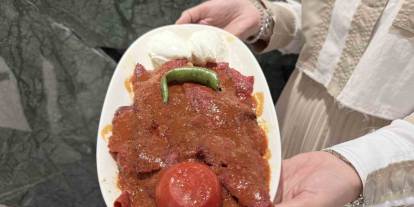 Tatilcilerin yeni gözdesi sucuk döner
