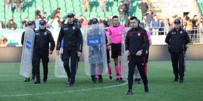 Konyaspor'u iki kez 9 kişi bırakan Ali Şansalan kritik maçta düdük çalacak