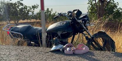 6 Kişinin Bindiği Motosiklet Devrildi! 4’ü Çocuk 6 Yaralı