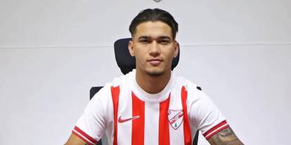 Konyaspor'da genç sağ bek 1.Lig'e kiralandı