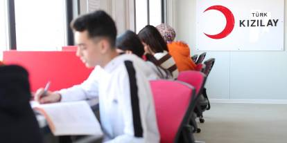Deprem bölgesinden 504 öğrenci üniversiteye yerleşti