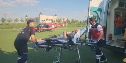 Konya'da hava ambulansı böbrek hastası için havalandı