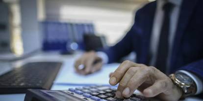 Ticaret Bakanlığı’nda Görevde Yükselme Şartları Yenilendi