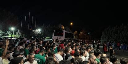 Ay-yıldızlılar Konya’da! Coşkulu karşılaşma