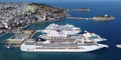 Bakan Uraloğlu: Ağustos ayında kruvaziyer turizminde rekor kırdık