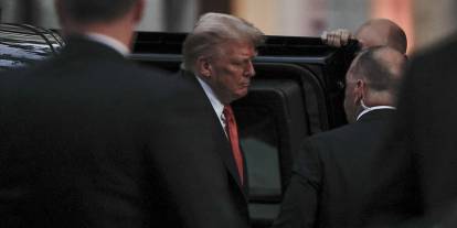 Trump’a Restoranda Gazze Protestosu!