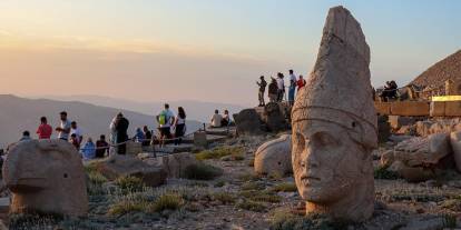Nemrut Dağı'nı 7 yılda 1 milyon 38 bin kişi ziyaret etti
