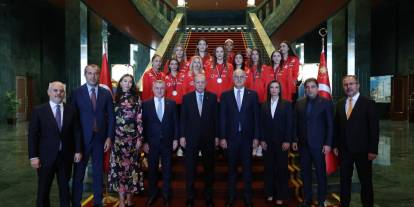 Cumhurbaşkanı Erdoğan, Dünya İkincisi Filenin Sultanları’nı Ağırladı
