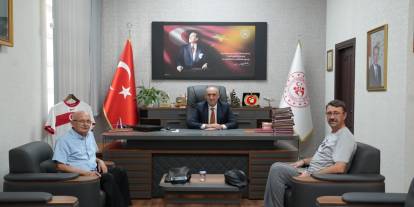 Konya’da Hentbolun Efsanesi, İl Müdürü Öztürk’le Buluştu