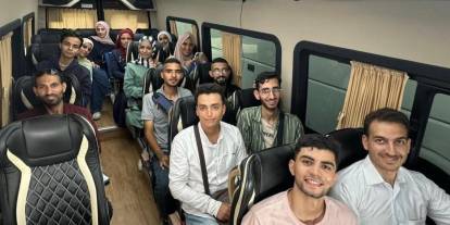 Azerbaycan, 14 Filistinli Öğrenciyi Gazze’den Tahliye Etti