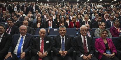CHP 22. Olağanüstü Kurultayı çalışmalarına başladı