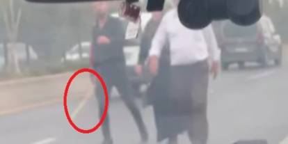 Ankara’da elinde sopayla trafiği tehlikeye atan sürücü yakalandı