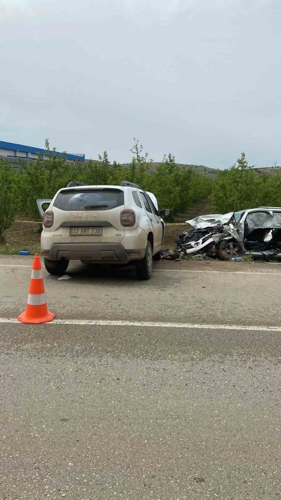 Konya - Isparta yolunda kaza!  1 ölü, 4 yaralı