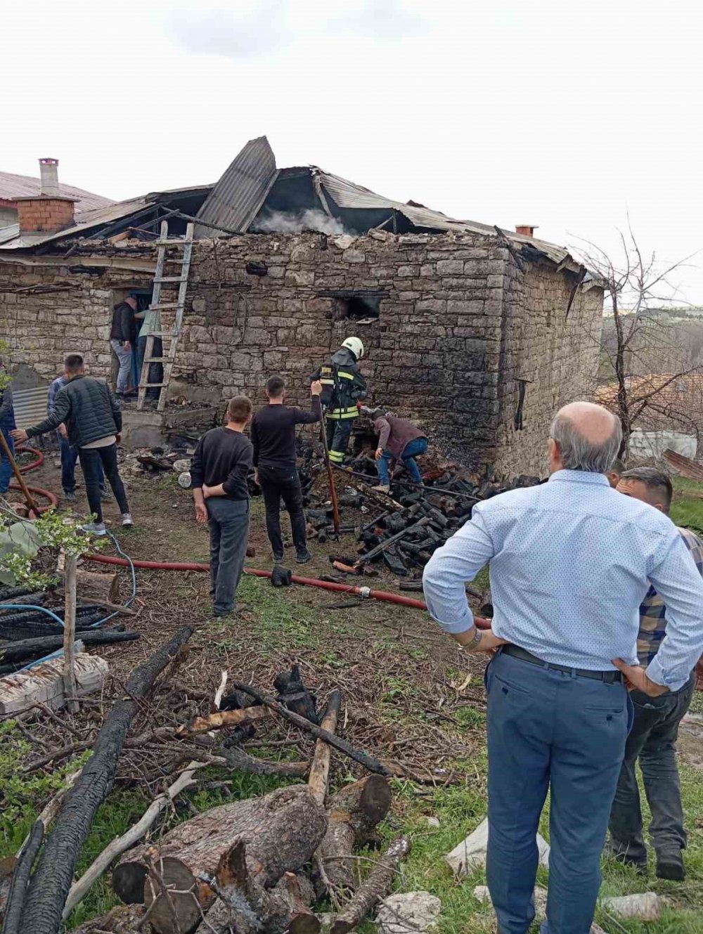 Konya'’da korkutan ev yangını