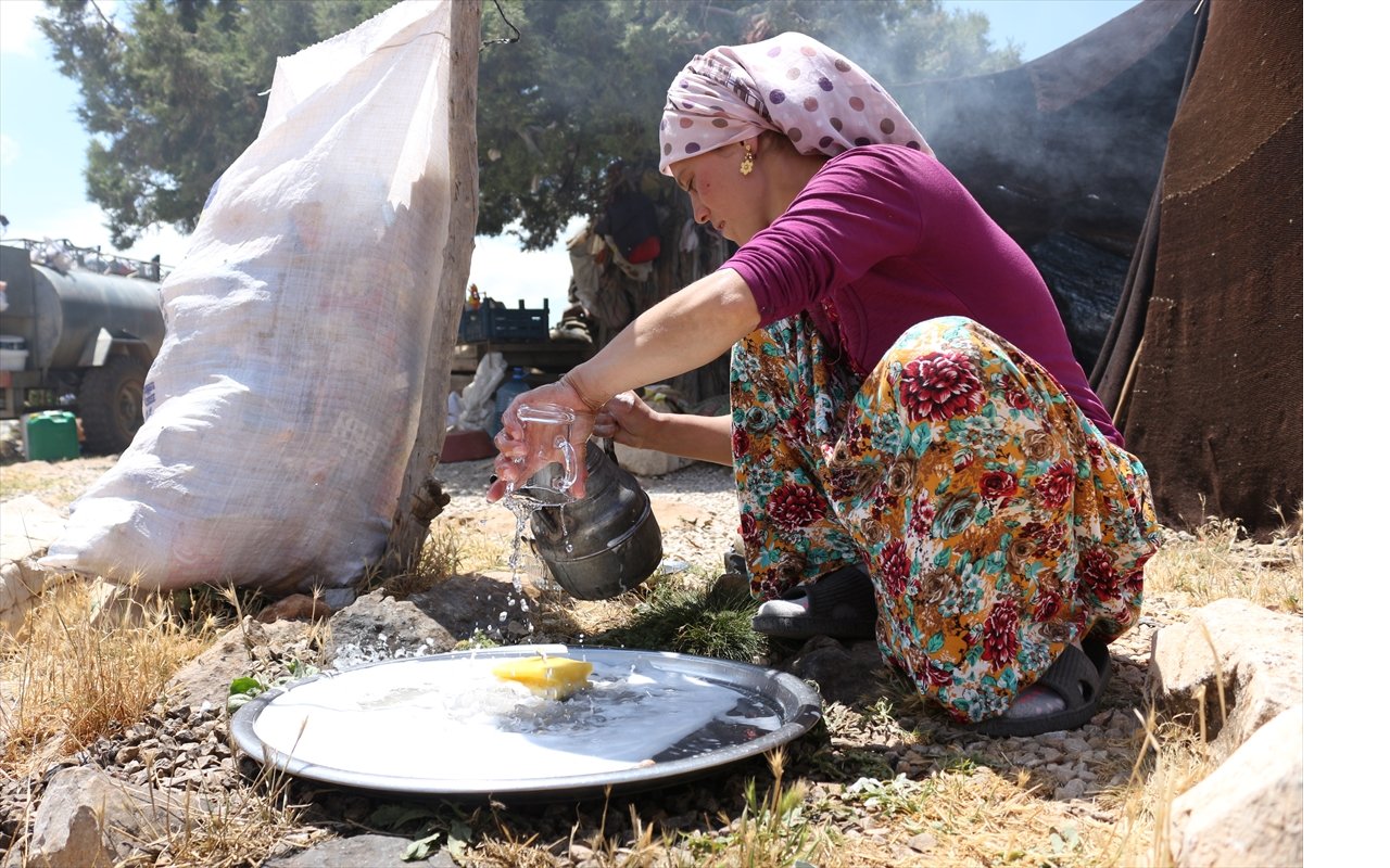 aa-20240803-35305759-35305751-sarikecili-yorukleri-kulturlerini-yasatmaya-devam-ediyor.jpg