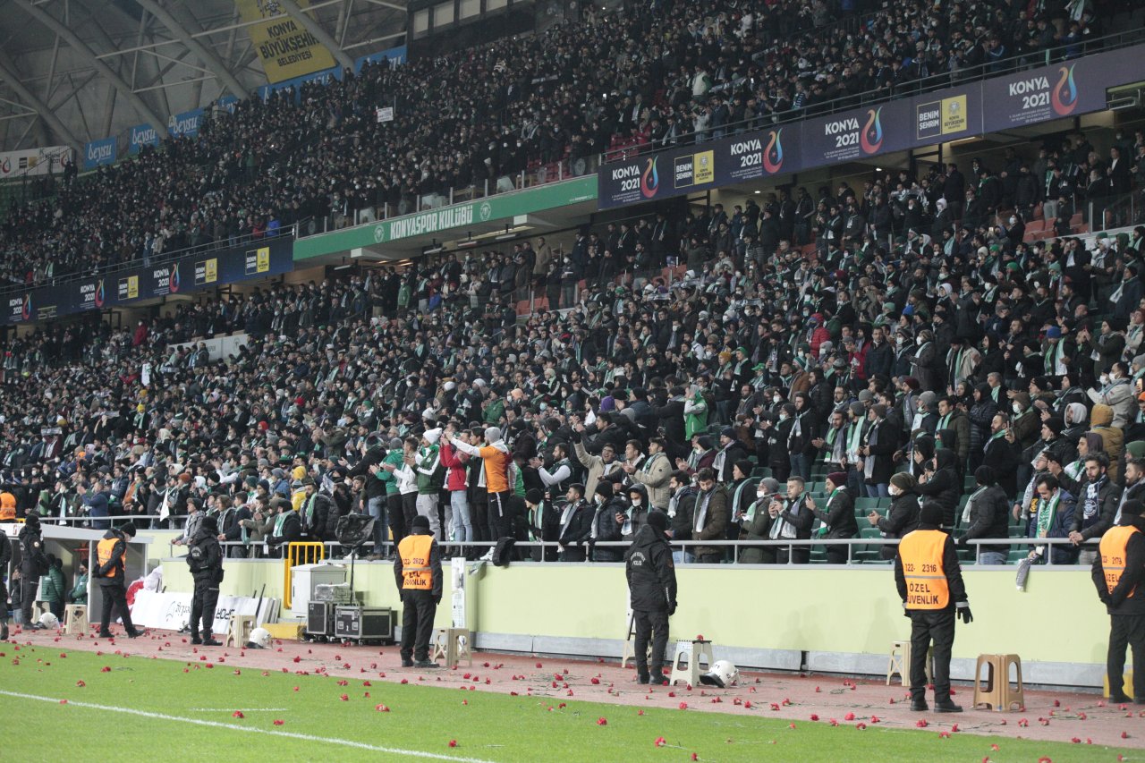 adana-demirspor-maci-ahmetsiz-ilk-macti-2.jpg