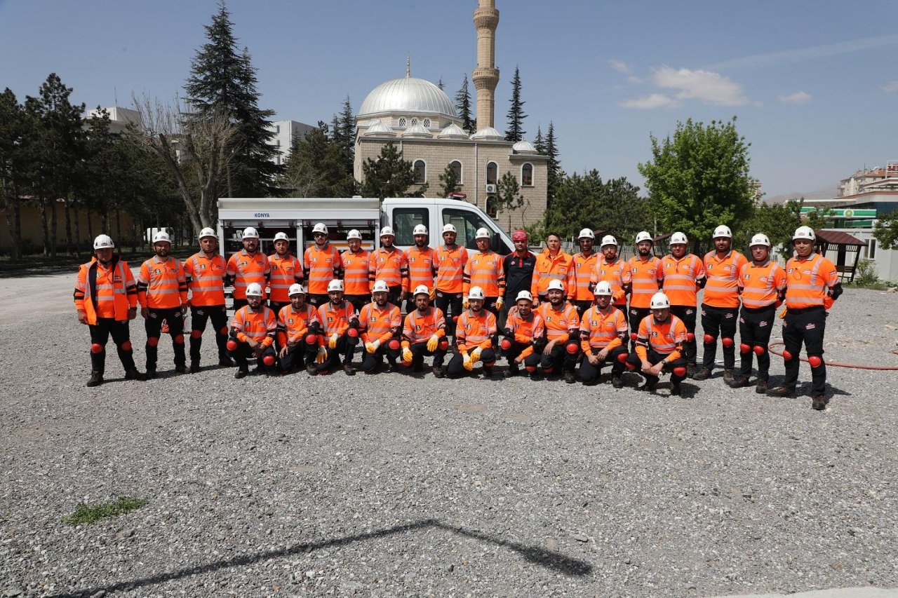 arama-ve-kurtarma-ekibine-uzman-egitimi-11-jpg-1500-001.jpg