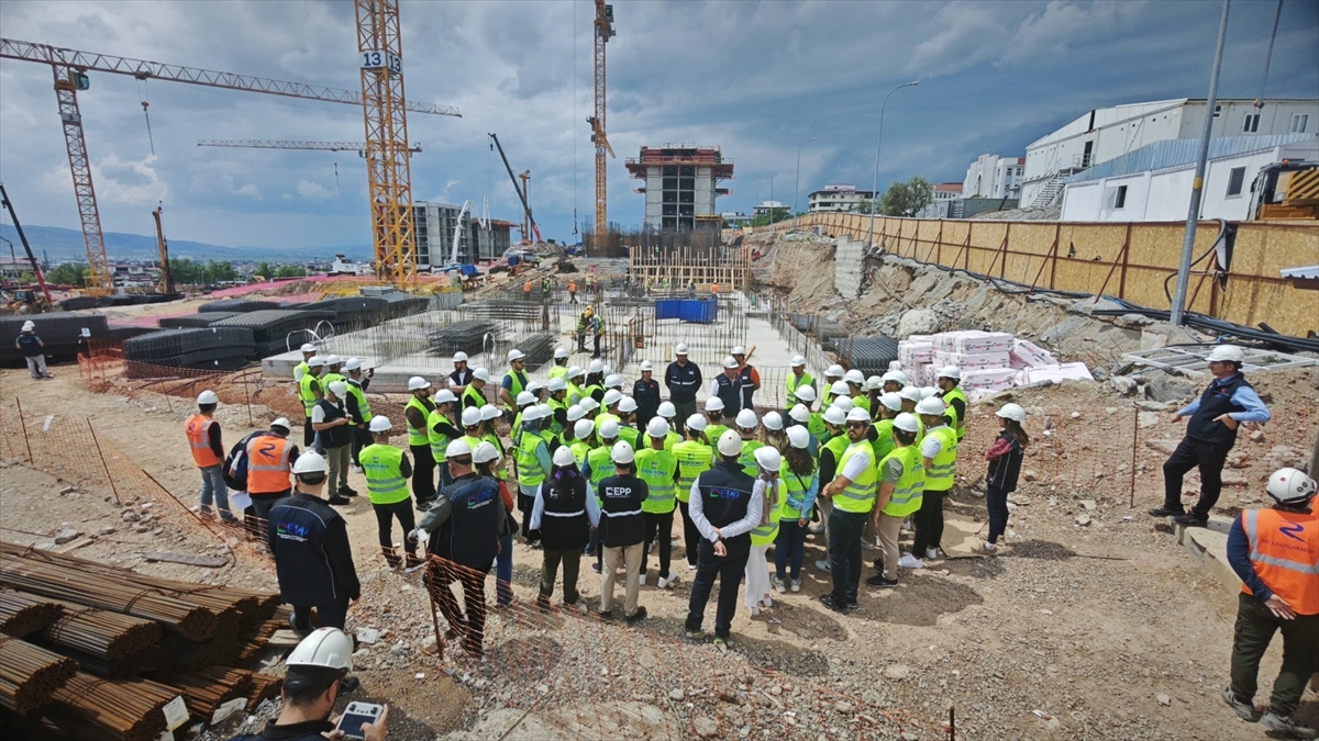 aa-20250513-37934611-37934609-insaat-muhendisligi-ogrencileri-hatay-ve-kahramanmarasta-teknik-geziye-katildi.jpg