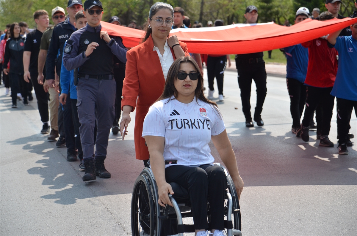 aa-20250519-38008101-38008096-konyada-19-mayis-ataturku-anma-genclik-ve-spor-bayrami-kutlaniyor.jpg