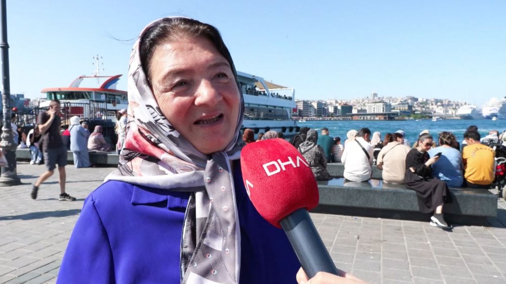 İstanbul- Eminönü'nde bayramın son gününde de yoğunluk devam etti