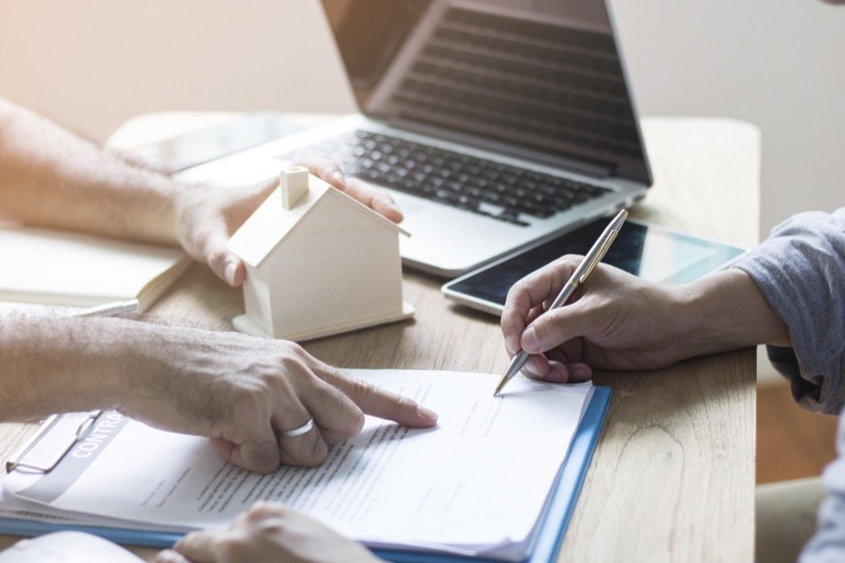 writing-home-purchase-offer.jpg
