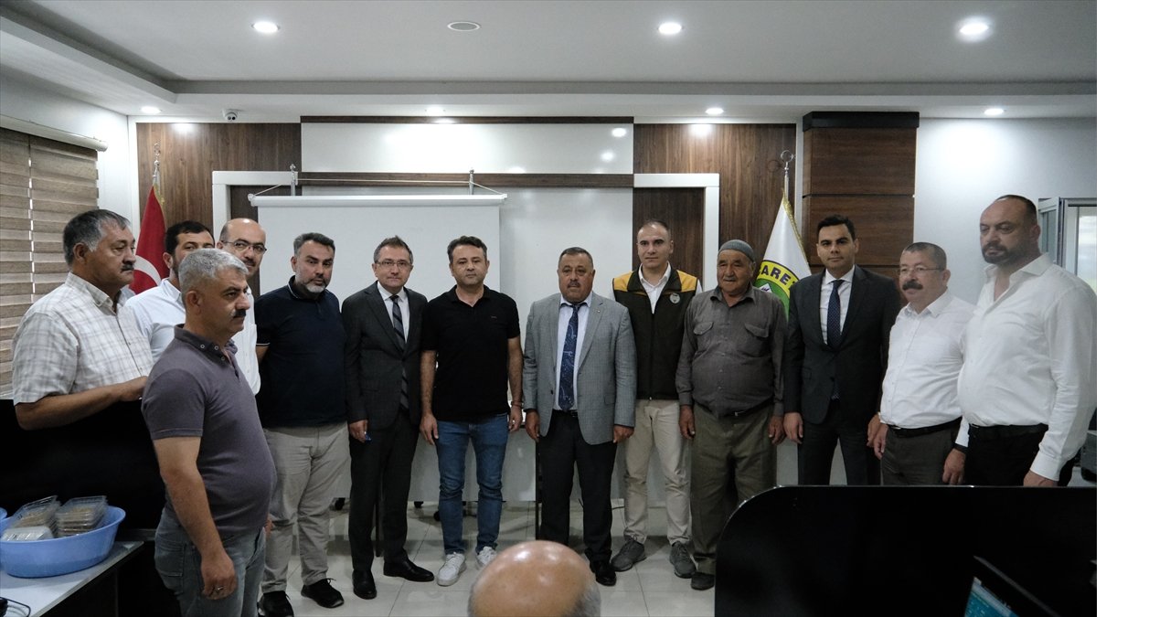 aa-20250701-38439055-38439051-karapinarda-hububat-hasat-sezonu-acildi.jpg