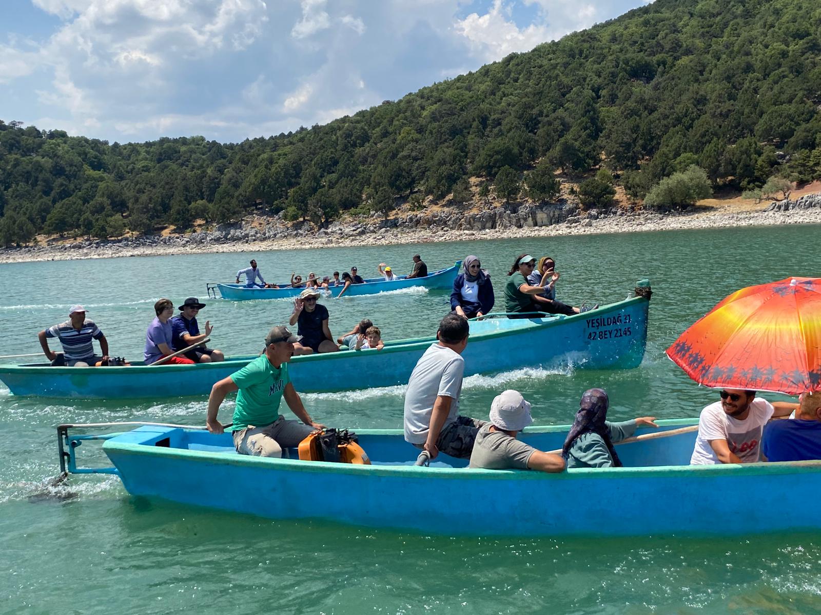 aa-20250722-38630146-38630141-beysehir-golundeki-ada-doga-tutkunlarinin-da-gozdesi-oldu.jpg