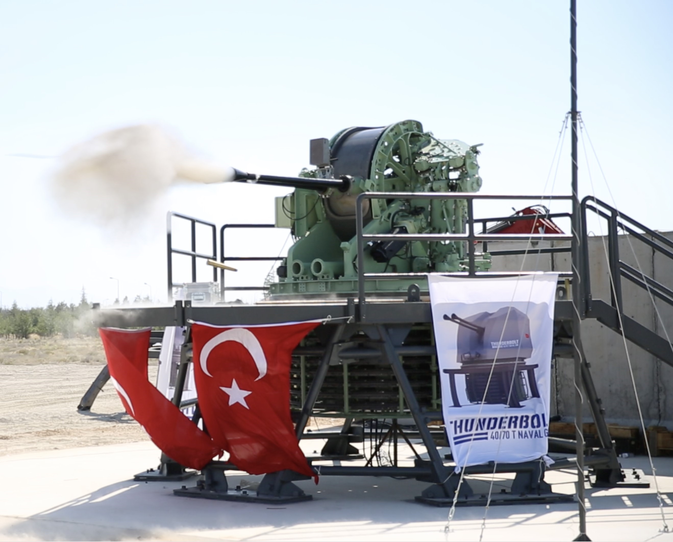 turkiyenin-yerli-ve-milli-topu-thunderbolt-konyada-sov-yapti.jpg