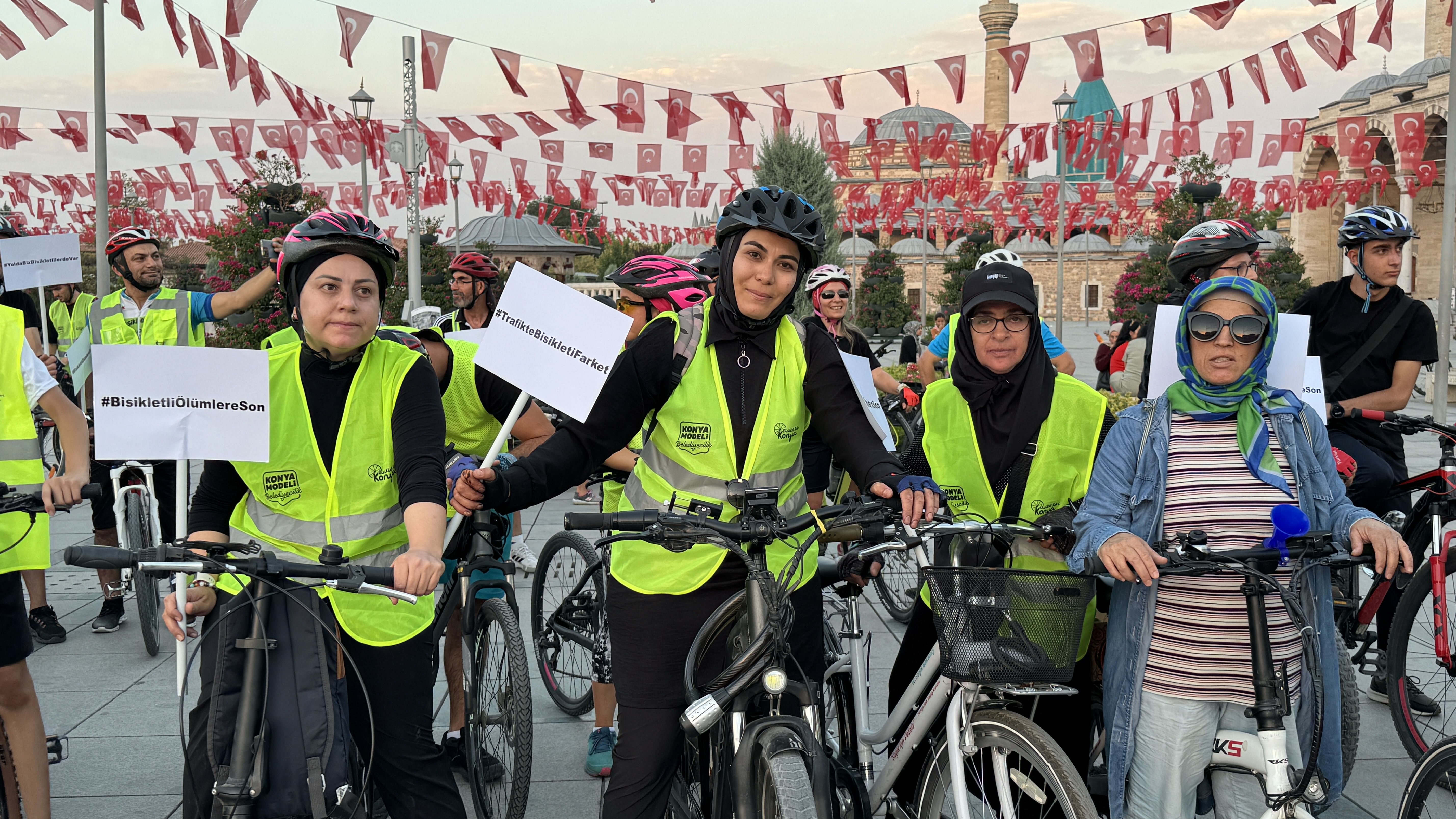 aa-20250730-38708181-38708176-konyada-bisikletciler-trafik-kazasinda-hayatini-kaybeden-arkadaslari-icin-pedal-cevirdi.jpg