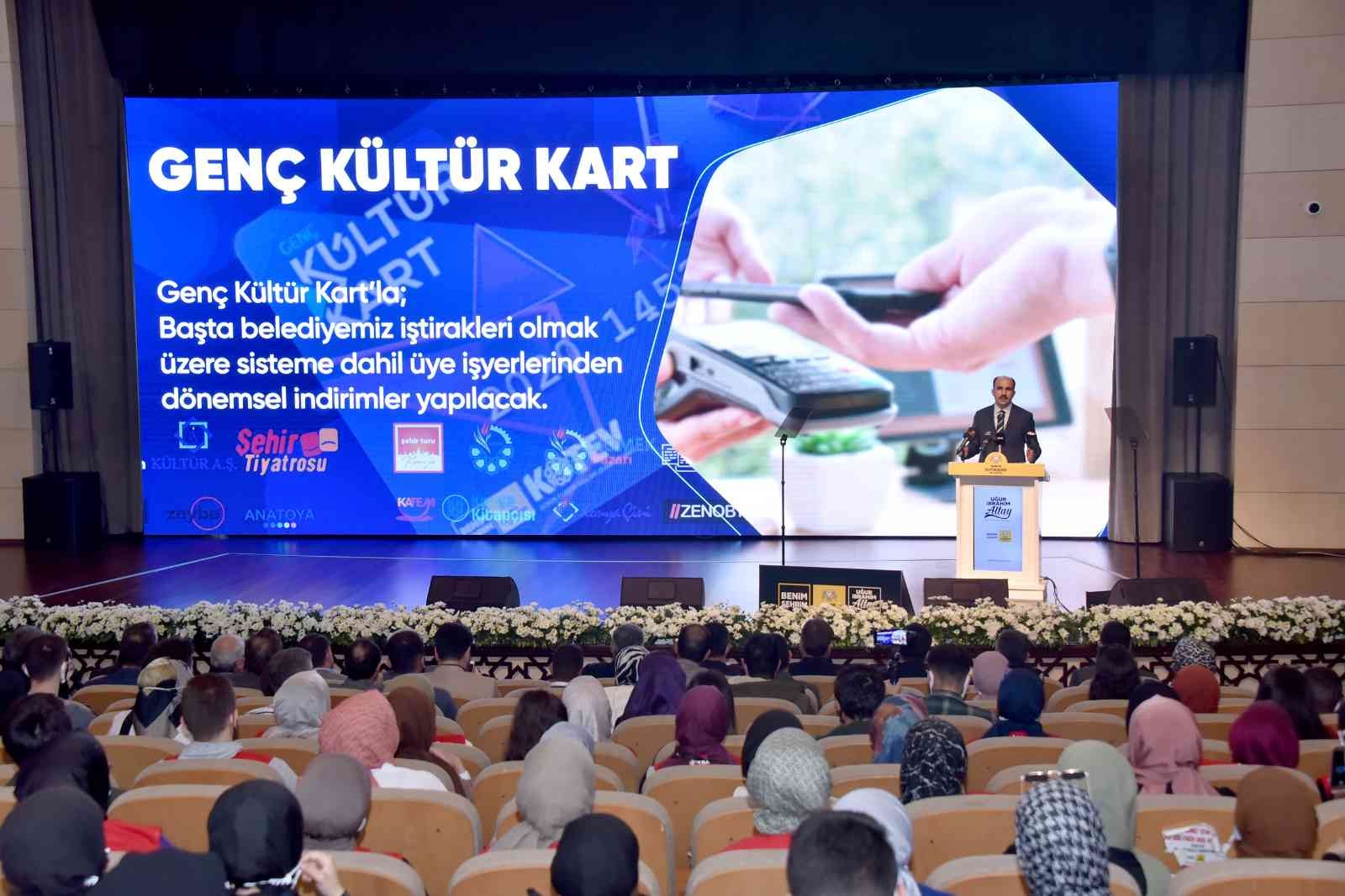 konyada-ikamet-eden-ve-egitimini-surduren-universi-1636024529201.jpg