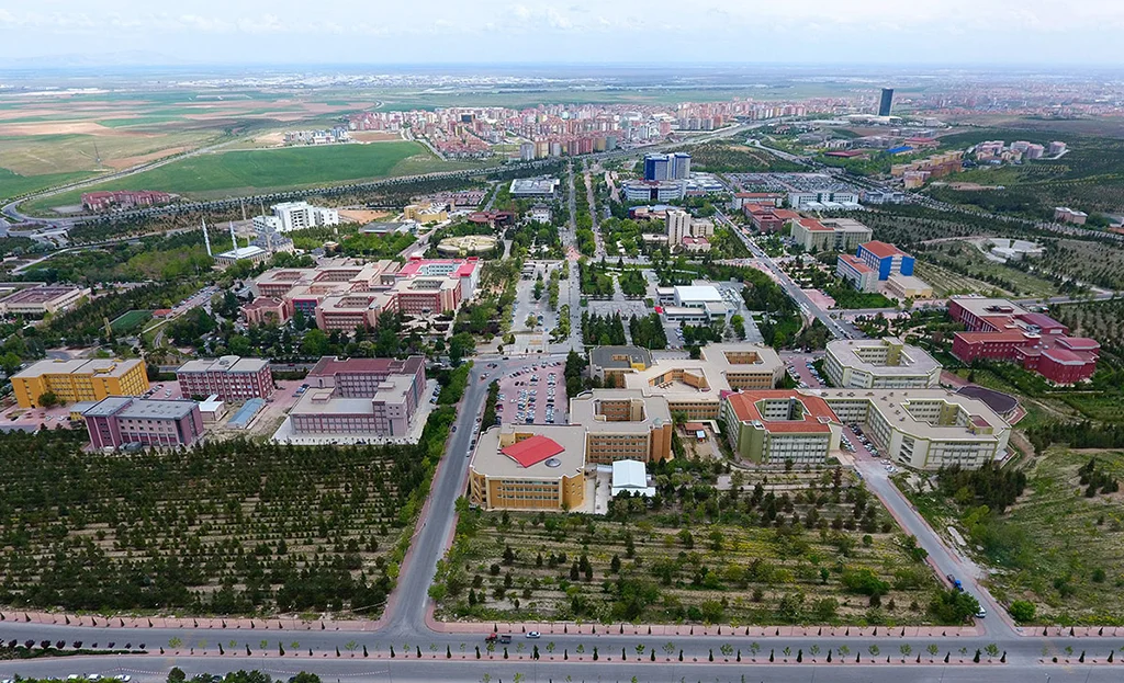 selcuk-universitesi-167d7e4f6ee088-001.webp