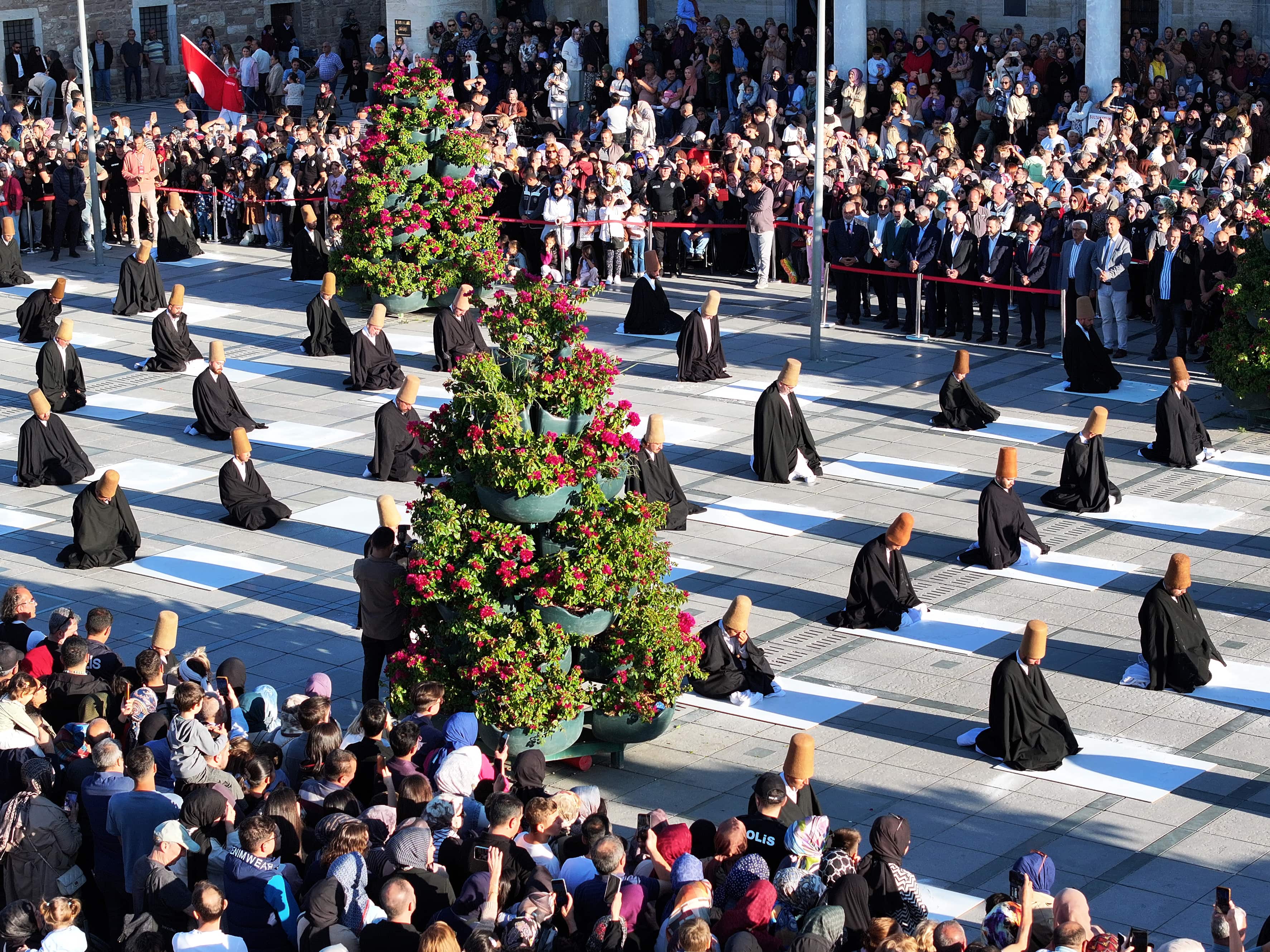 aa-20250921-39186343-39186325-22-uluslararasi-konya-mistik-muzik-festivali-basladi-min.jpg