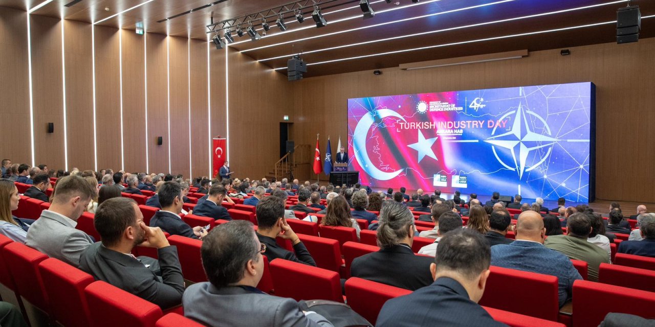 turk-sanayi-gunune-nato-iki-ajansla-ka-926647-275242.jpg