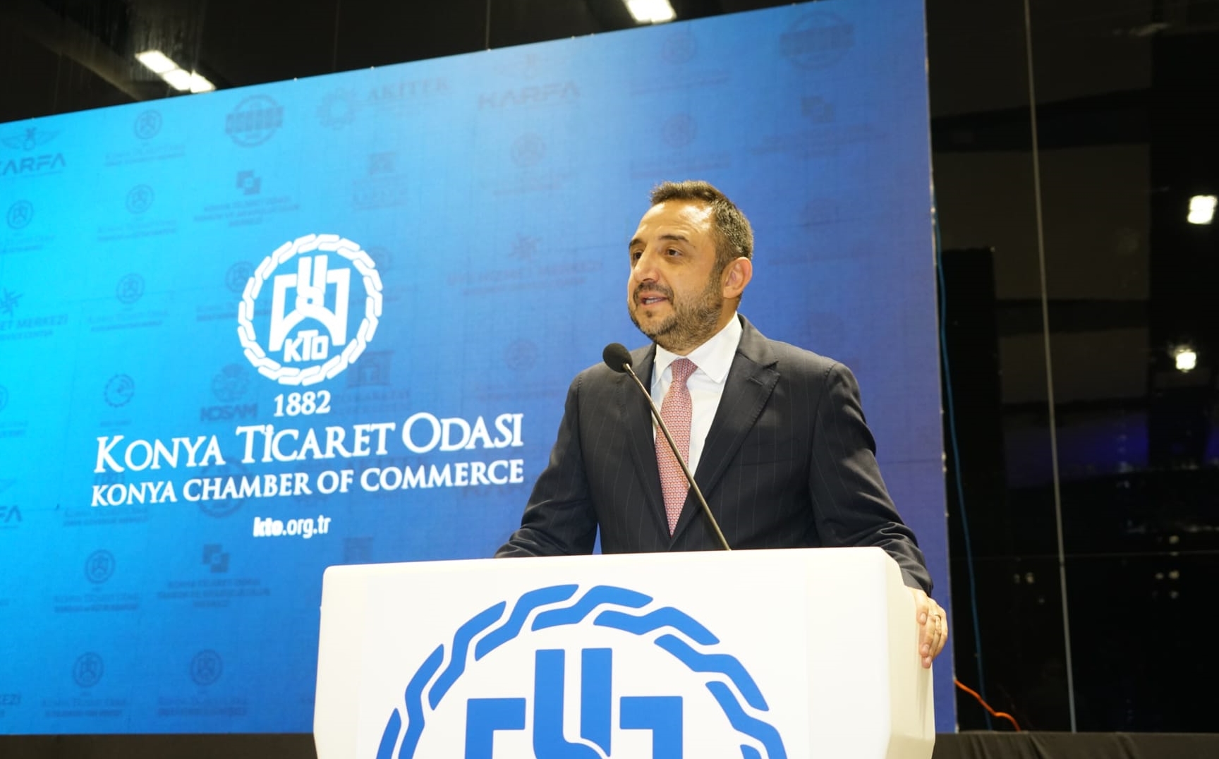 aa-20250927-39240638-39240636-turk-ve-bosnak-is-insanlari-yeni-is-firsatlari-icin-saraybosnada-bulustu.jpg